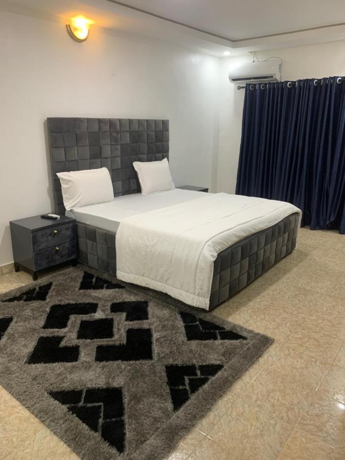 Weena Hotel & Resort Lagos Exterior photo