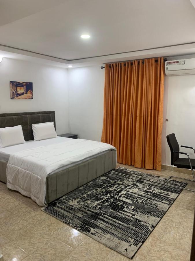 Weena Hotel & Resort Lagos Exterior photo